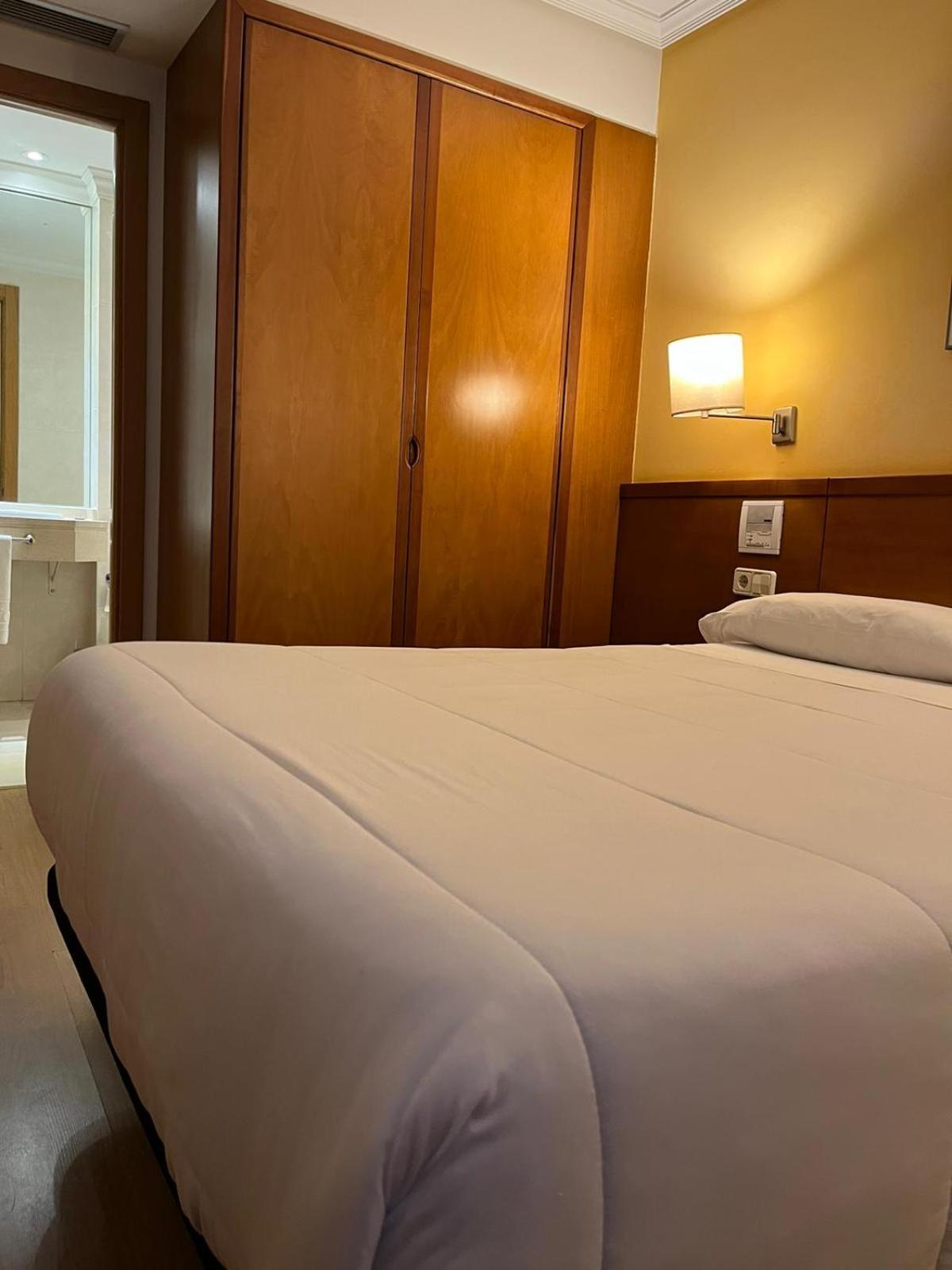 U Hotel Ogalia Vigo Exterior photo